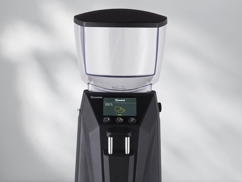 Le Grinder #59 moue et dispense la dose précise de café frais pour 1 ou 2 expressos, directement dans le filtre. Extrêmement rapide et silencieux, il produit une dose de 7g en moins d'une seconde.